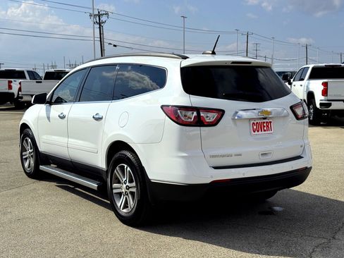 Used 2017 Chevrolet Traverse LT image 9