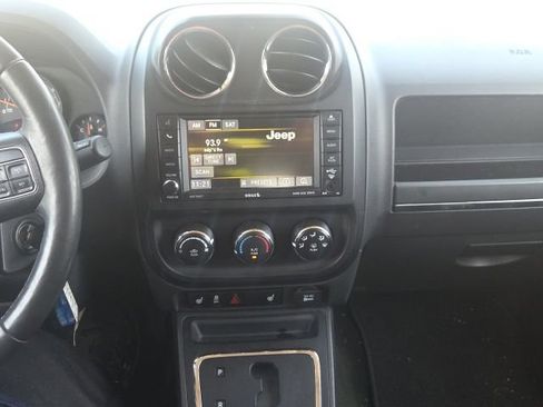 Used 2017 Jeep Patriot Sport w/ Power Value Group FWD image 23