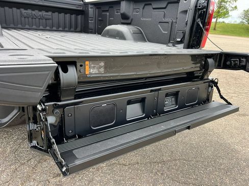 New 2026 GMC Sierra 3500 Denali Ultimate AWD/4WD image 13