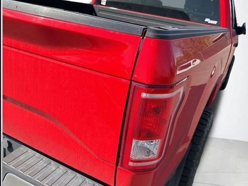 Used 2017 Ford F150 XLT AWD/4WD image 16