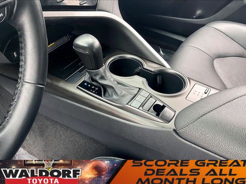 Used 2021 Toyota Camry XSE image 22