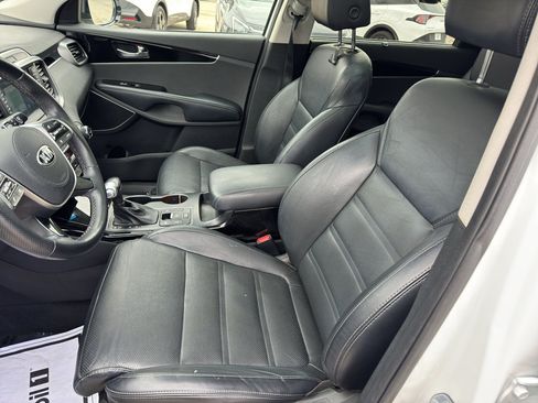 Used 2019 Kia Sorento SX AWD/4WD image 17