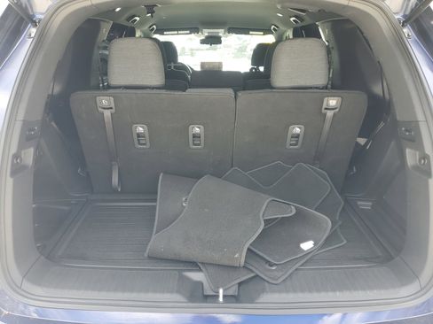 Used 2025 Honda Pilot Sport image 9