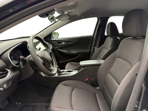Used 2023 Chevrolet Malibu LT FWD image 9