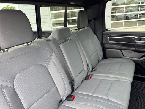 Used 2023 RAM 1500 Big Horn AWD/4WD image 38