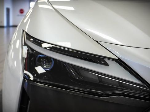 Certified 2024 Lexus RZ 300e Premium w/ Accessory Package (Z1) FWD image 29