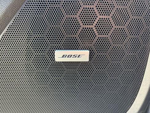 Used 2023 Chevrolet Traverse LT w/ LT Premium Package image 26