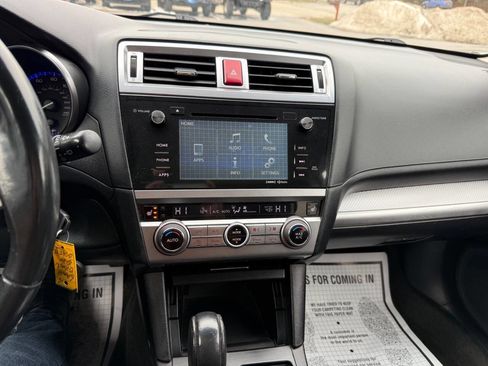 Used 2015 Subaru Outback 2.5i Premium image 13