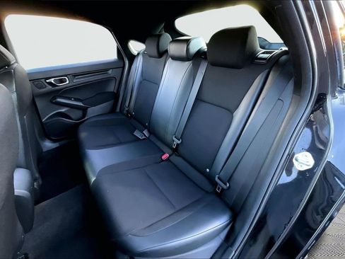 Used 2022 Honda Civic Sport image 14
