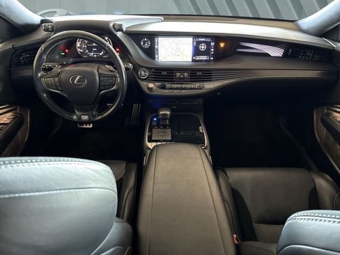 Used 2018 Lexus LS 500 F Sport w/ Accessory Package (Z2) image 13