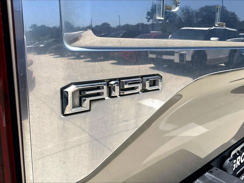 Used 2017 Ford F150 Platinum RWD image 30