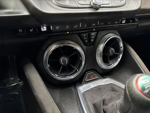 Used 2018 Chevrolet Camaro ZL1 RWD image 54