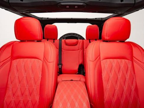 Used 2026 Jeep Wrangler Unlimited Sport image 3