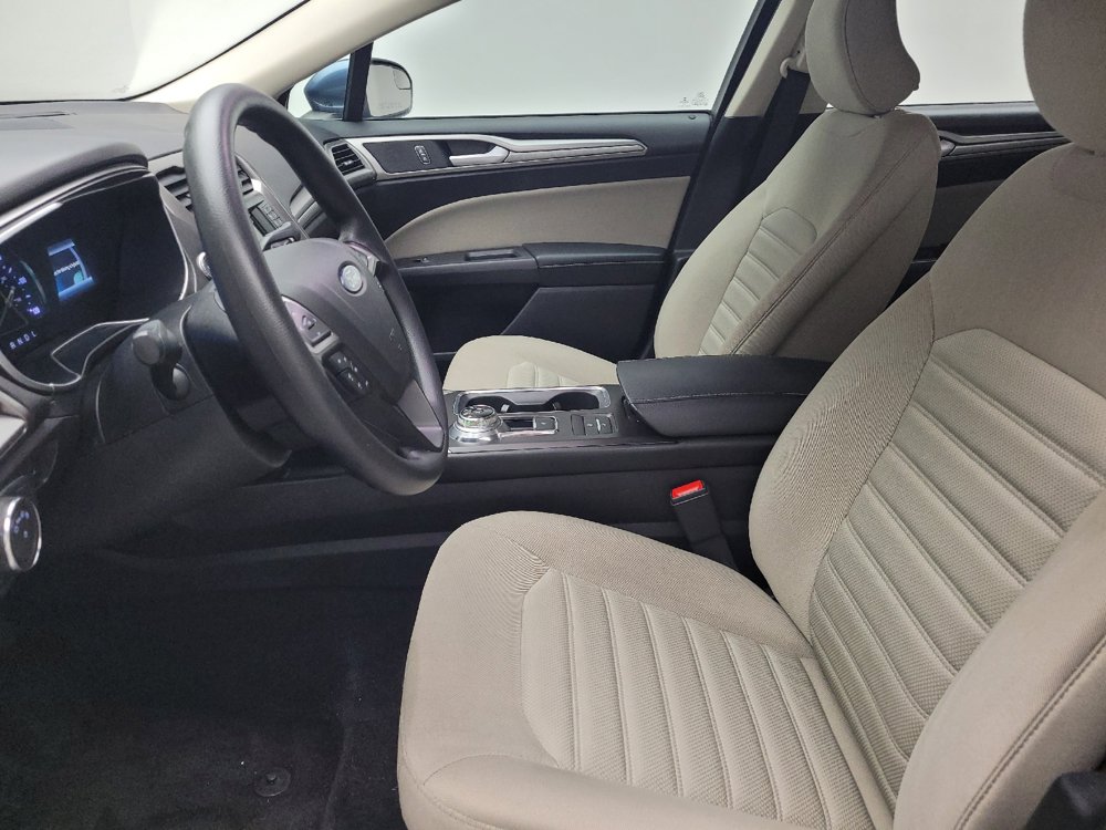 Used 2018 Ford Fusion S FWD image 17
