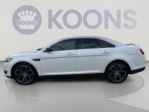 Used 2018 Ford Taurus SHO AWD/4WD image 7