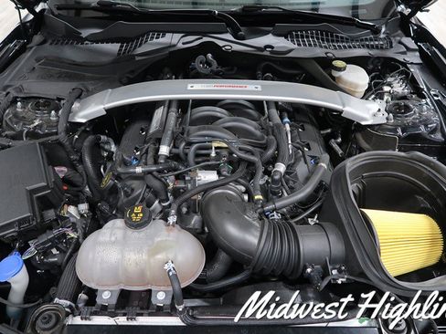 Used 2019 Ford Mustang Shelby GT350 w/ Technology Package RWD image 42