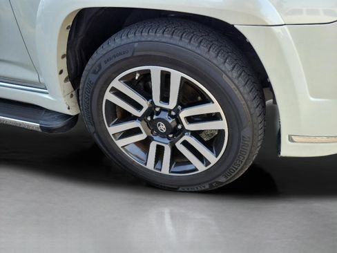 Used 2015 Toyota 4Runner Limited image 27