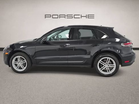 Certified 2023 Porsche Macan AWD/4WD image 2