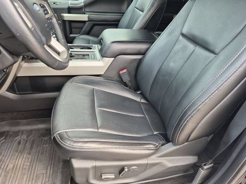 Used 2018 Ford F150 Lariat w/ Equipment Group 502A Luxury AWD/4WD image 16