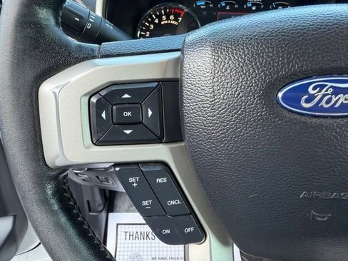 Used 2019 Ford F150 Lariat w/ FX4 Off-Road Package AWD/4WD image 18