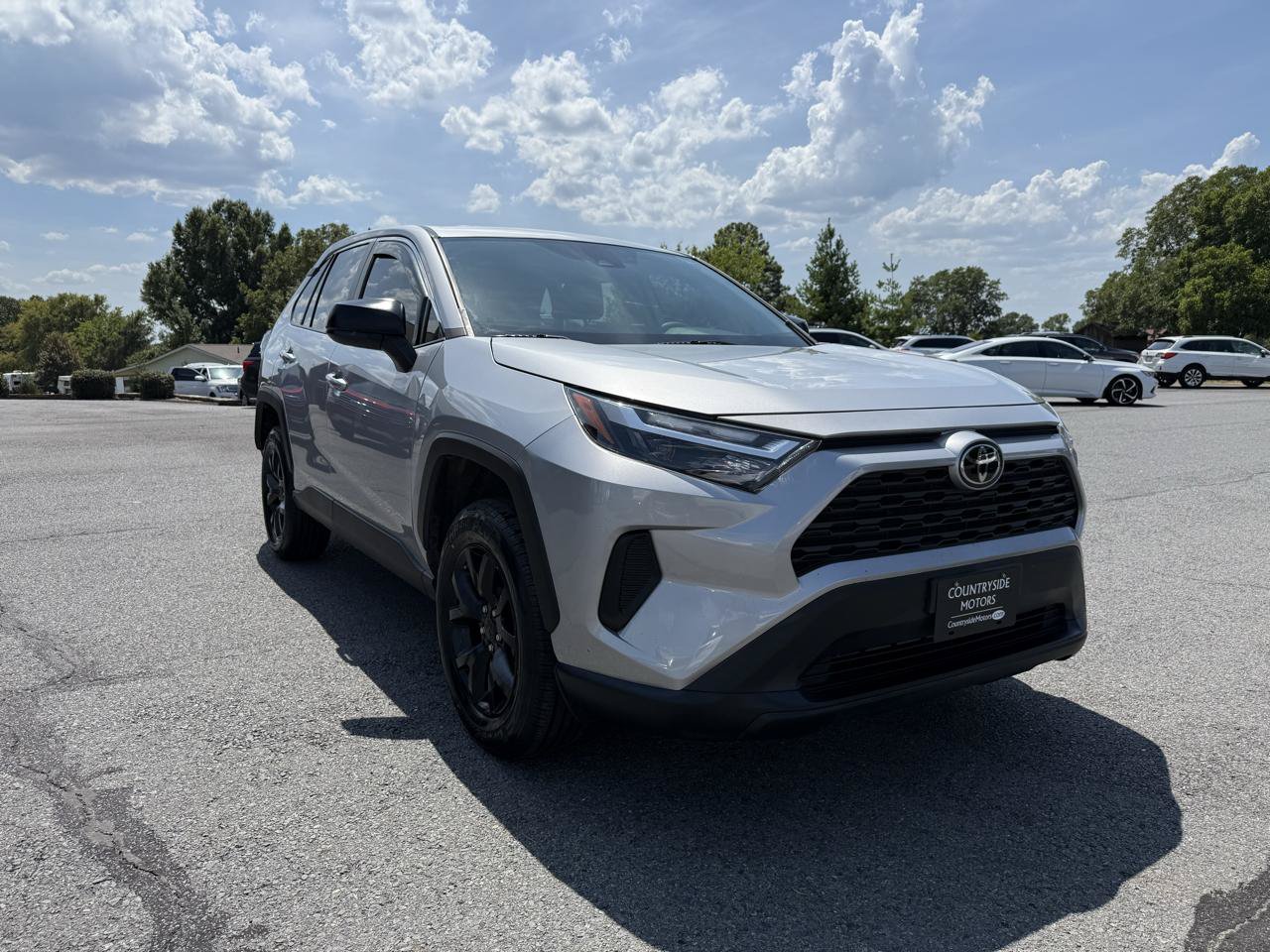 Used 2024 Toyota RAV4 LE FWD image 8