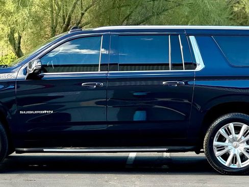 Used 2021 Chevrolet Suburban High Country image 5