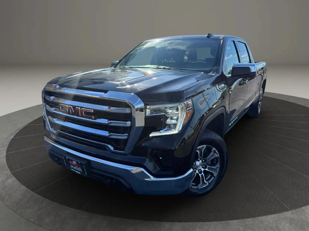 Used 2020 GMC Sierra 1500 SLE w/ SLE Convenience Package AWD/4WD image 2