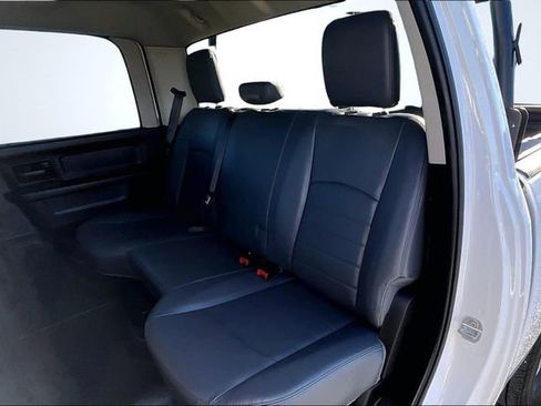 Used 2020 RAM 1500 Tradesman w/ Chrome Appearance Group image 23