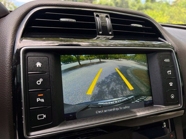 Used 2018 Jaguar F-PACE Prestige AWD/4WD image 41