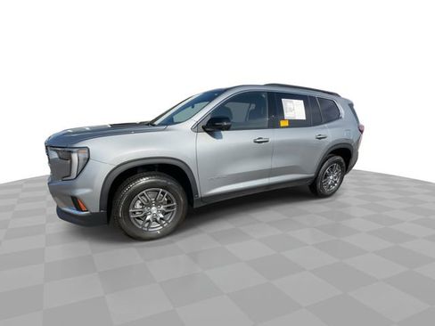 Used 2025 GMC Acadia Elevation w/ LPO, Floor Liner Package AWD/4WD image 4