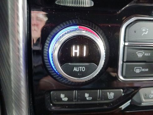 Used 2024 GMC Yukon Denali Ultimate image 26