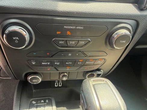 Used 2019 Ford Ranger Lariat w/ Equipment Group 501A Mid AWD/4WD image 16