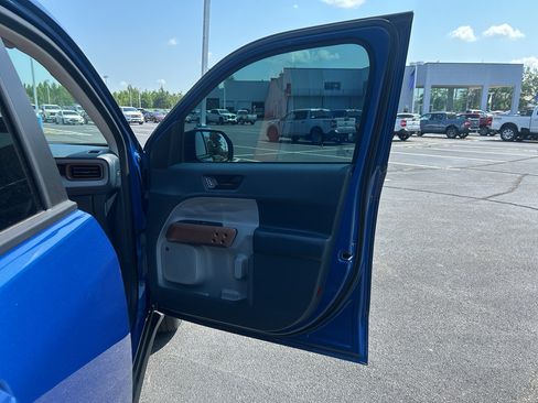 Used 2024 Ford Maverick Lariat FWD image 43