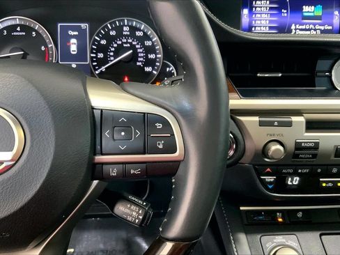 Used 2018 Lexus ES 350 w/ Premier Package FWD image 22