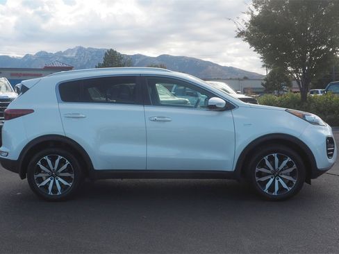 Used 2019 Kia Sportage EX image 4