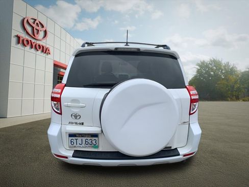 Used 2018 Toyota RAV4 Limited w/ All Weather Liner Package AWD/4WD image 4