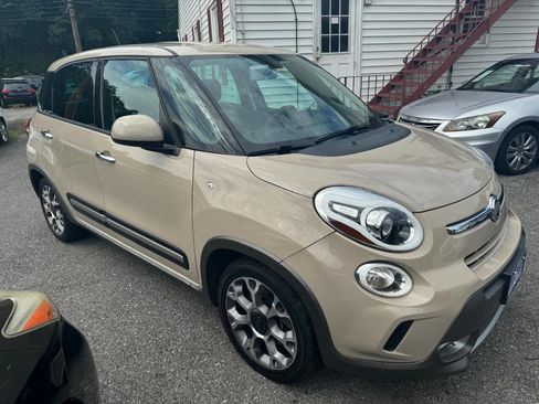 Used 2015 FIAT 500L Trekking image 3