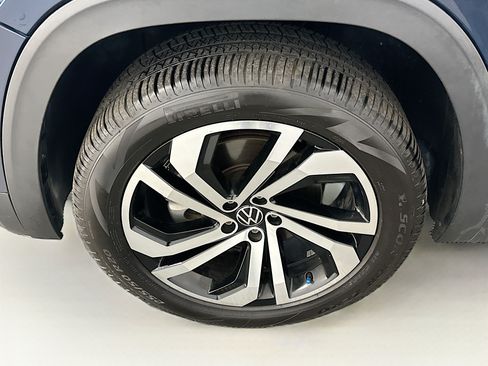 Used 2021 Volkswagen Atlas SEL Premium AWD/4WD image 11