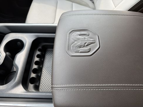 Certified 2025 RAM 1500 Laramie AWD/4WD image 23