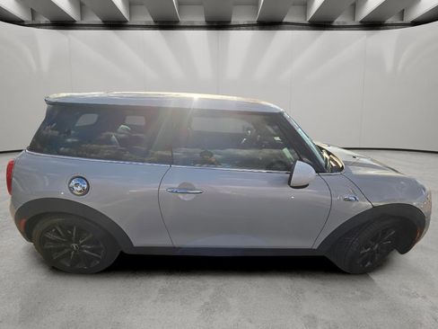 Used 2015 MINI Cooper S image 10