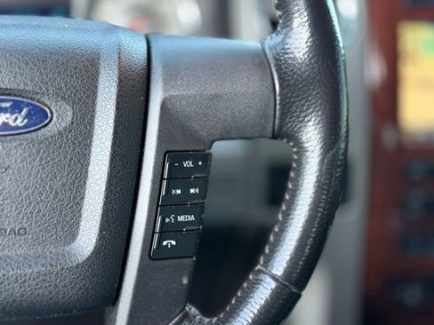 Used 2009 Ford F150 Lariat image 28