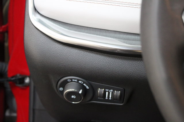 Used 2024 Jeep Compass Limited AWD/4WD image 15