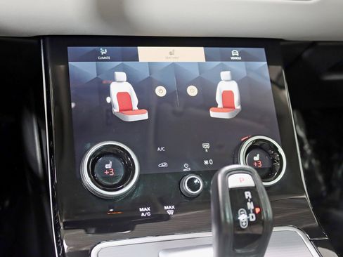 Used 2021 Land Rover Range Rover Evoque SE image 27