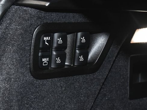 Used 2026 BMW X7 M60i AWD/4WD image 80