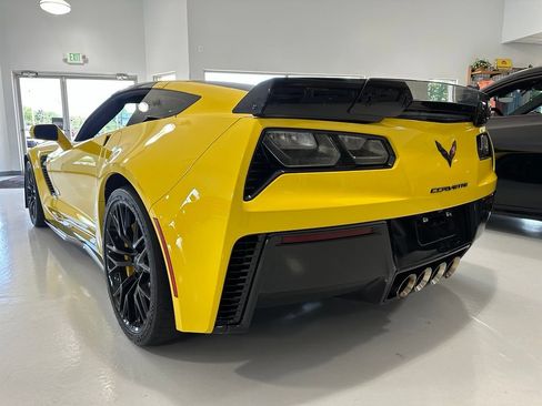 Used 2019 Chevrolet Corvette Z06 RWD image 6