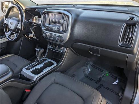 Used 2019 Chevrolet Colorado LT w/ Colorado RST Special Edition image 20