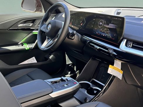 New 2026 BMW X2 xDrive28i w/ Convenience Package image 33