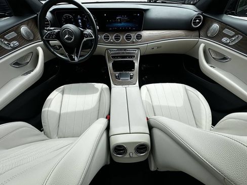 Certified 2022 Mercedes-Benz E 350 4MATIC Sedan image 26