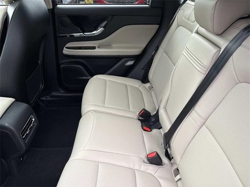 New 2026 Lincoln Corsair Premiere image 18