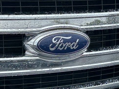 Used 2014 Ford F150 XLT w/ Equipment Group 301A Mid AWD/4WD image 9